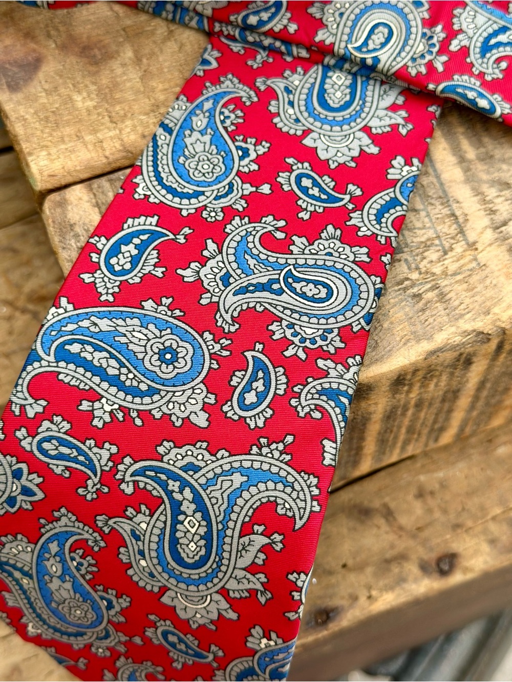 Bert Pulitzer Red Blue Paisley Silk Necktie Made in USA